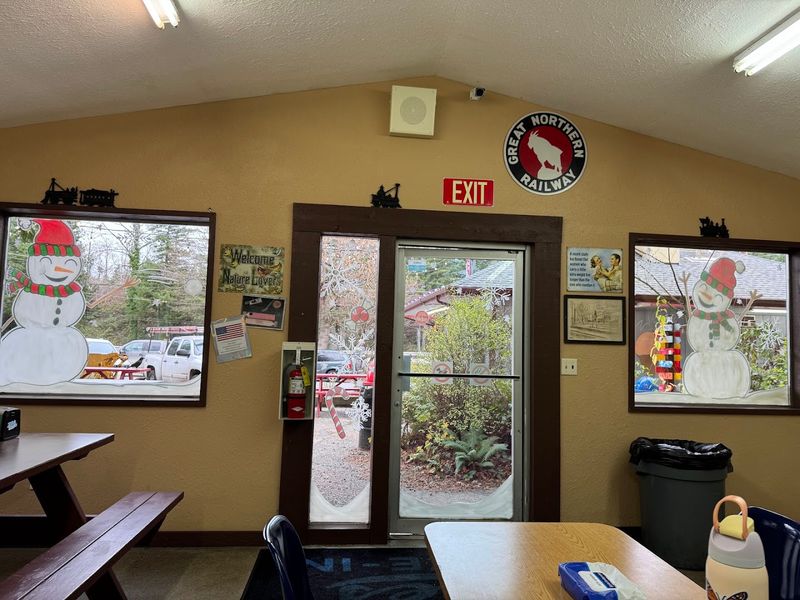 Deep-Fried Mushrooms And Mozzarella Sticks