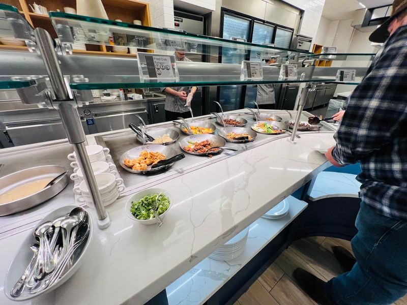 Seasonal Salad Market