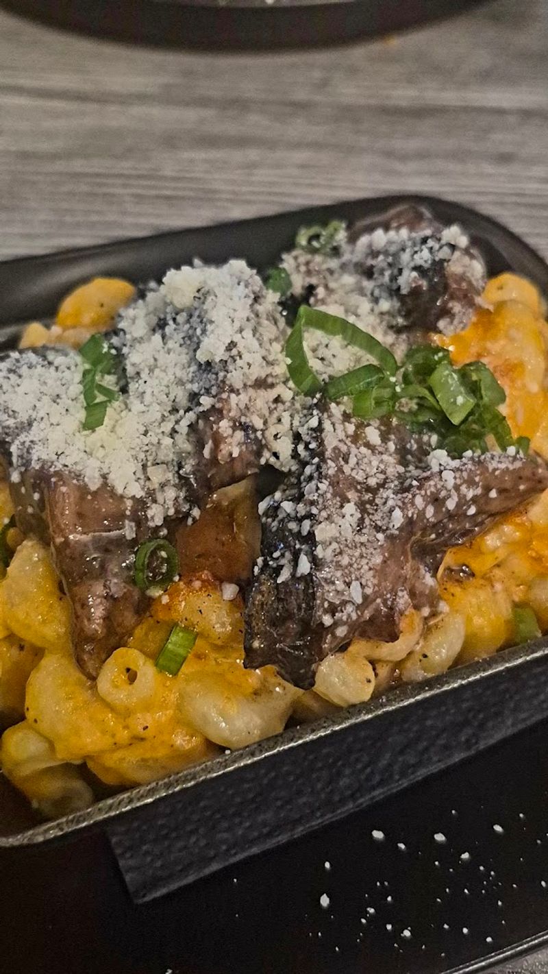 The Short Rib Mac And Cheese Deserves Its Own Fan Page