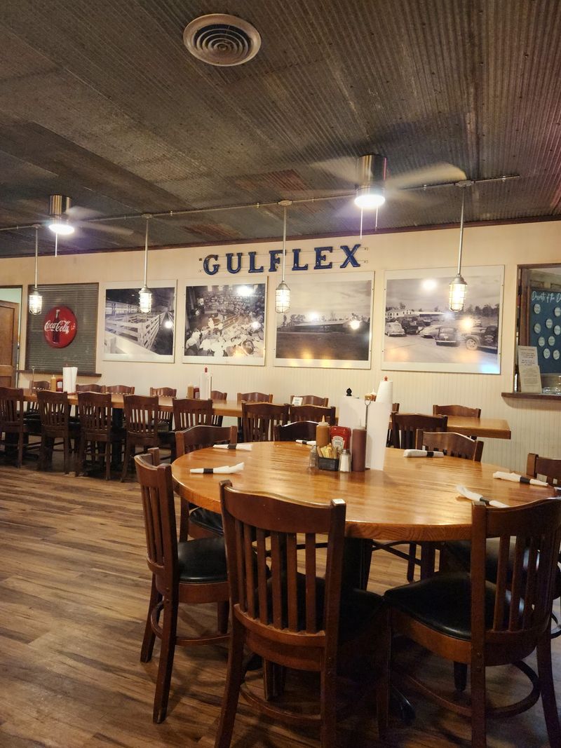 Hoot's BBQ & Steaks, McGehee