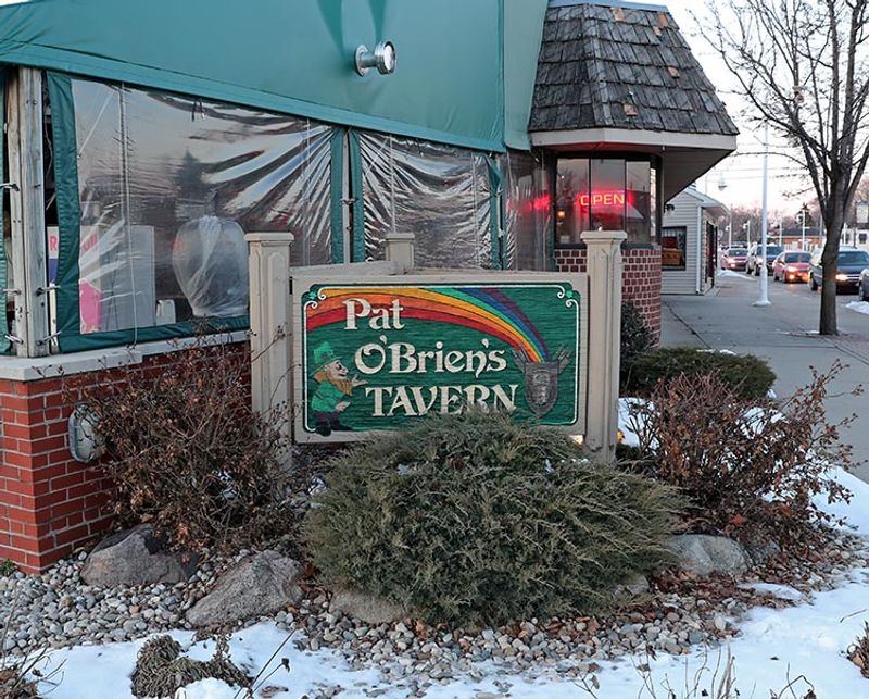Pat O’Brien’s Tavern, St. Clair Shores