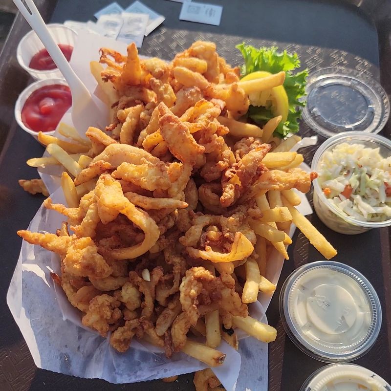 Fried Whole Belly Clams, Sea Swirl, Mystic