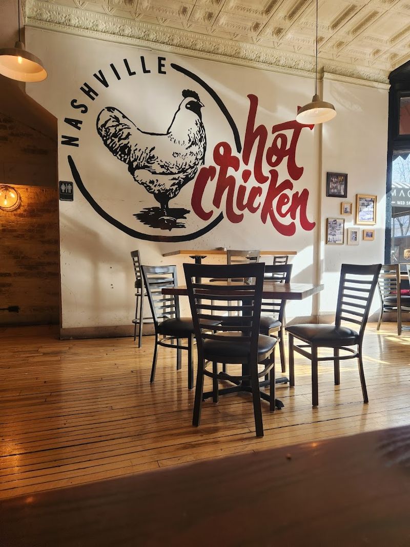 The Budlong Southern Chicken - Lincoln Park