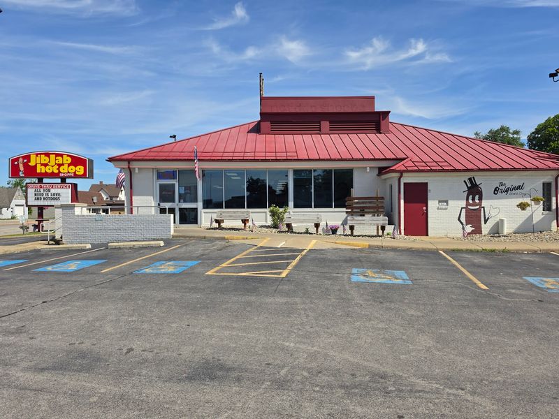 Hot Dog Shoppe Jib Jab, Girard