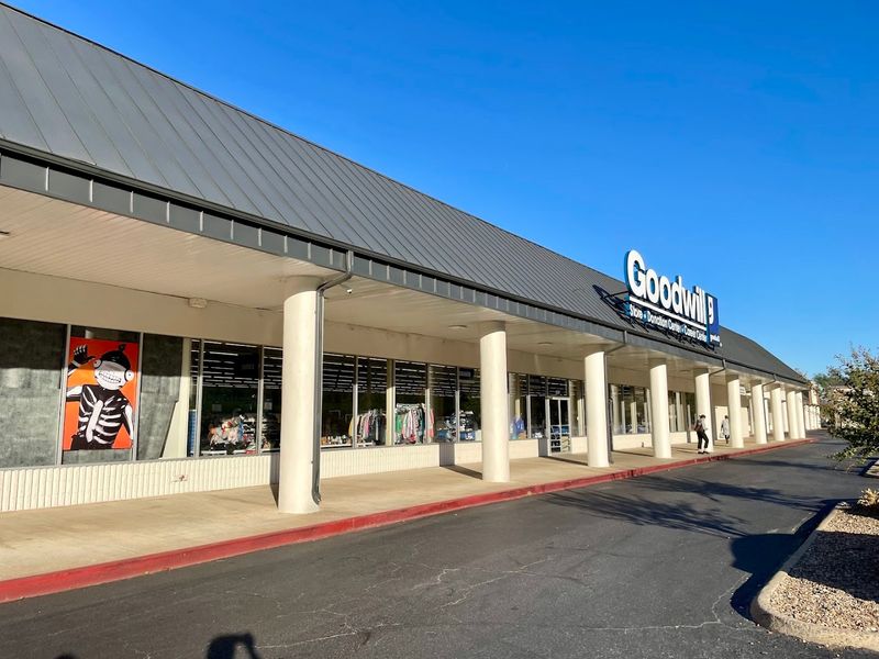Goodwill Store & Donation Center, Little Rock