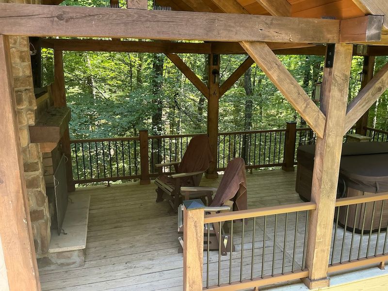 Hot Tubs, Gazebos, And Star-Filled Skies