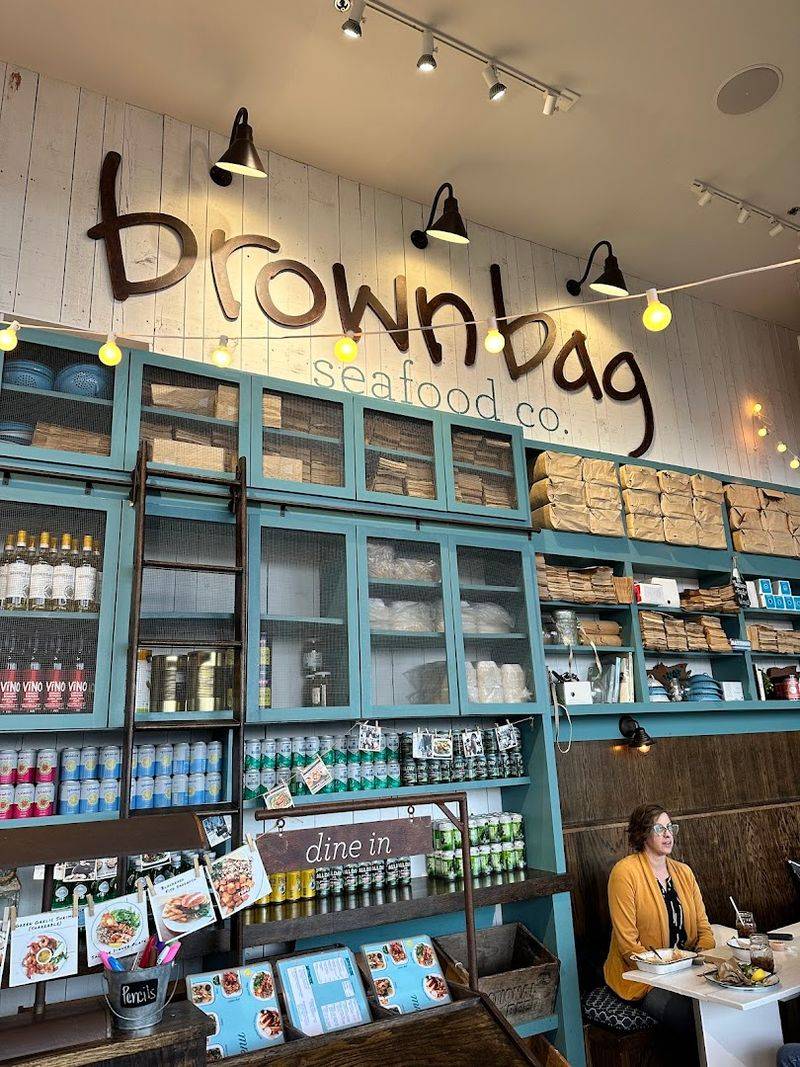 Fun Coastal-Inspired Decor