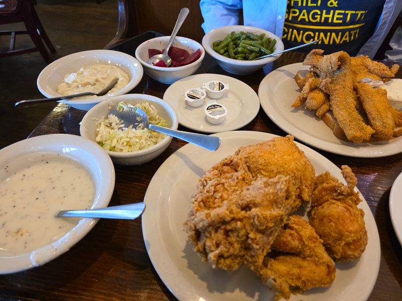 Local Flavor, Atmosphere, And Final Tips