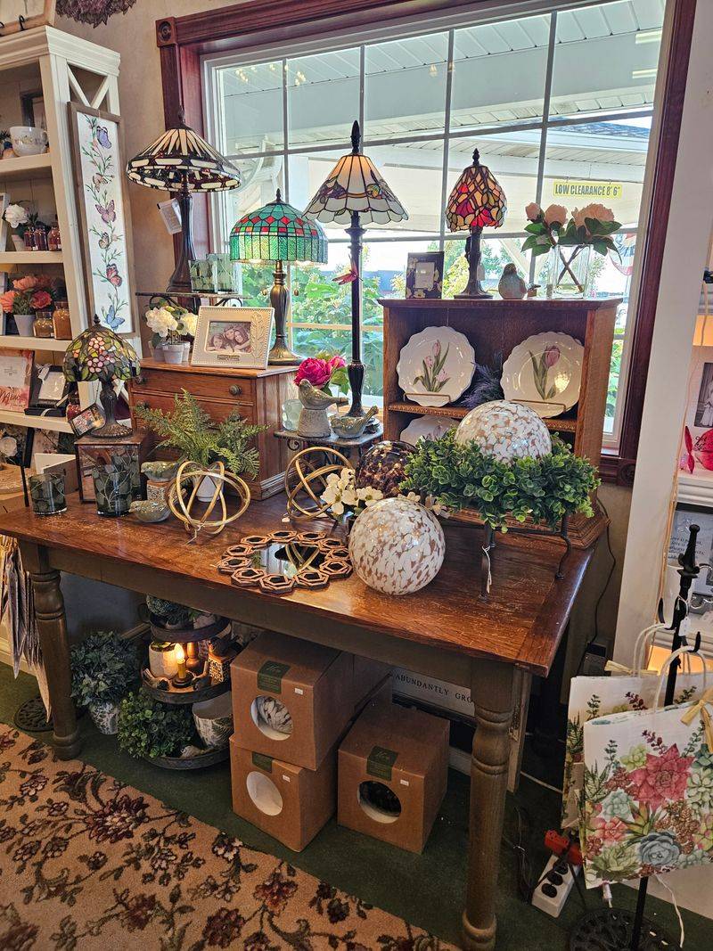 The Gift Shop And Little Extras