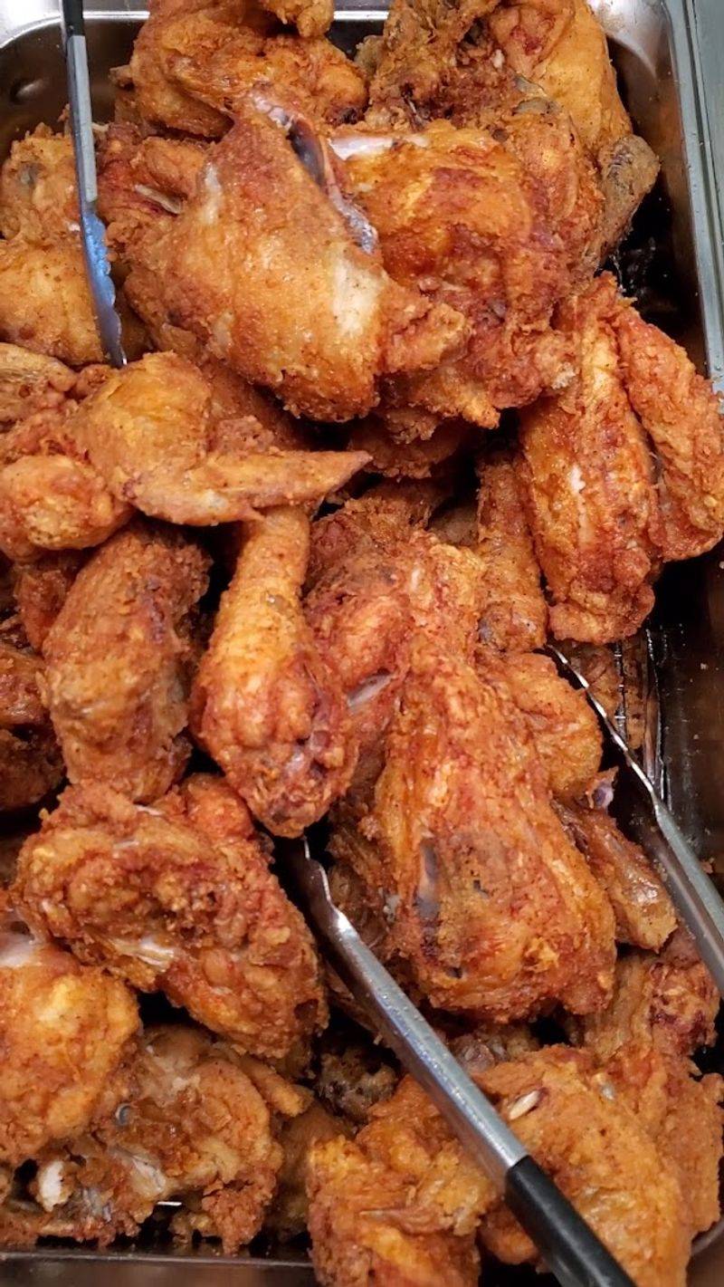 Fried Chicken That People Drive Hours To Eat