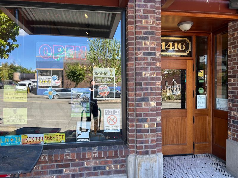 Hours, Parking, and Planning Your Visit