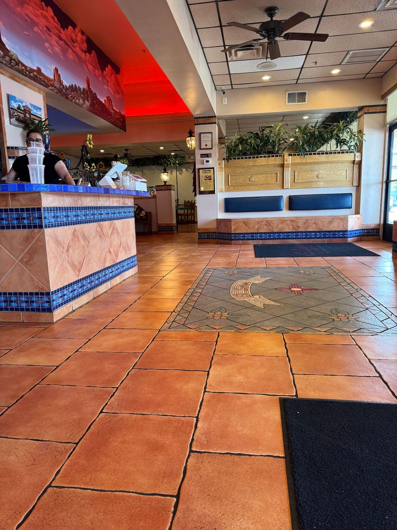 Hours, Wait Times, and What Lunch Costs