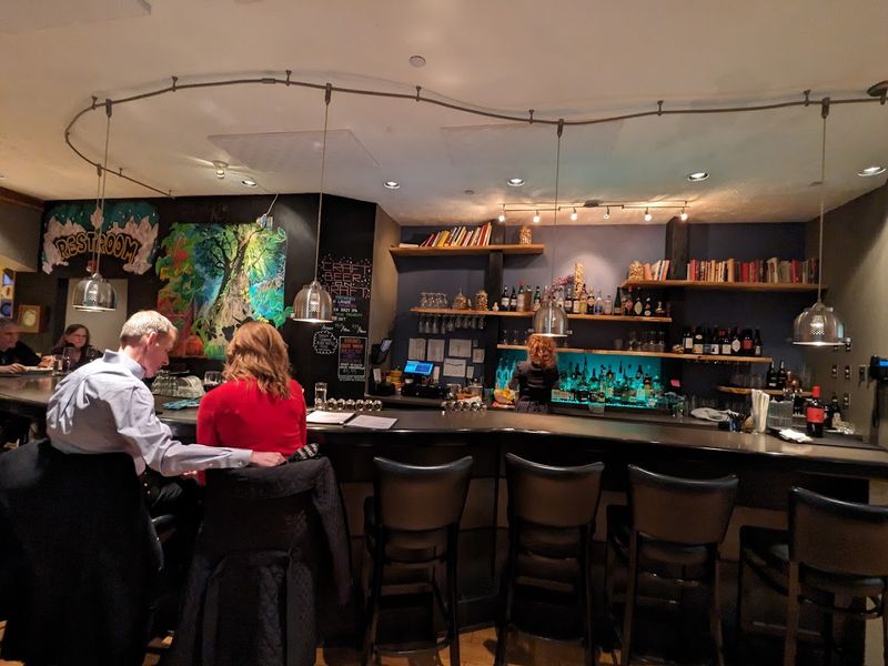 A Neighborhood Address With a Fine-Dining Heartbeat