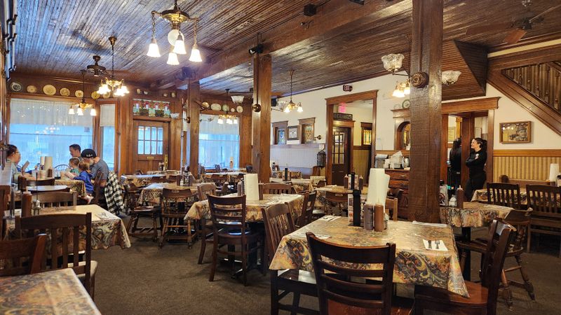 Dessert Decisions: Bread Pudding Or Cobbler