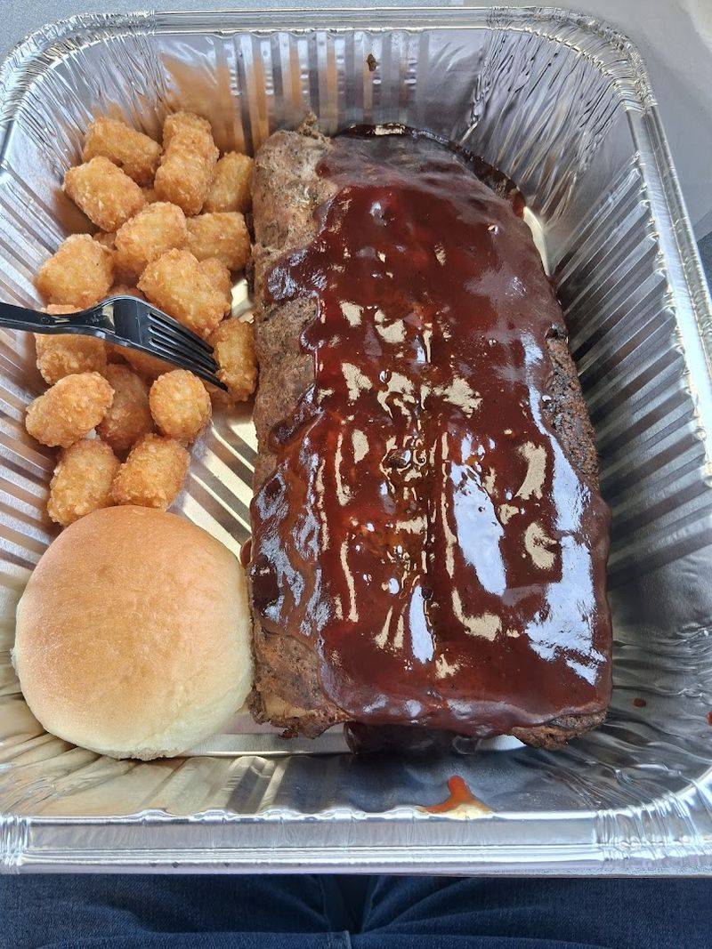 House-Smoked BBQ That Earns Its Own Fan Club