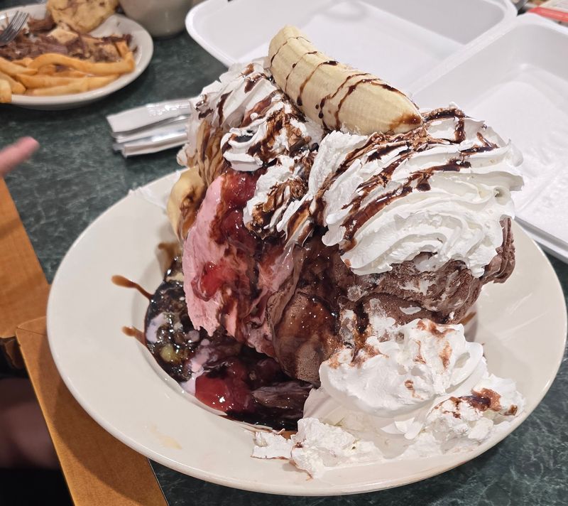 Banana Split Sized To Share