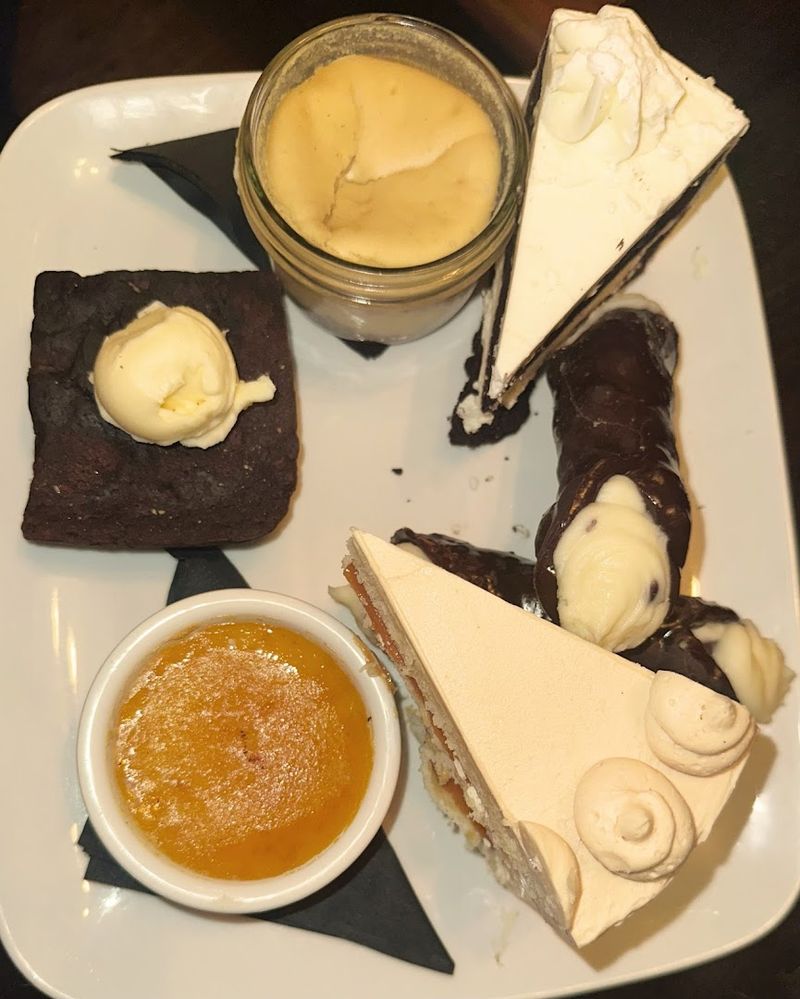 Housemade Desserts 