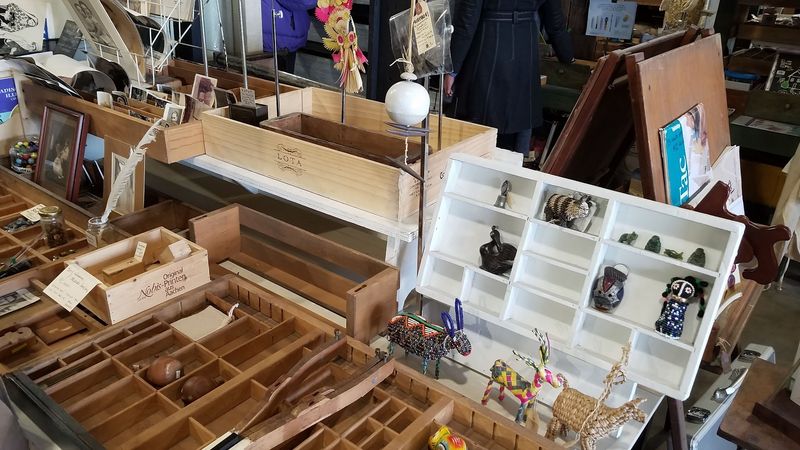 Housewares, Jewelry, And Vintage Oddities In The Mix Housewares, Jewelry, And Vintage Oddities In The Mix