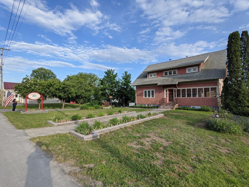 Housing Prices That Make Jaws Drop