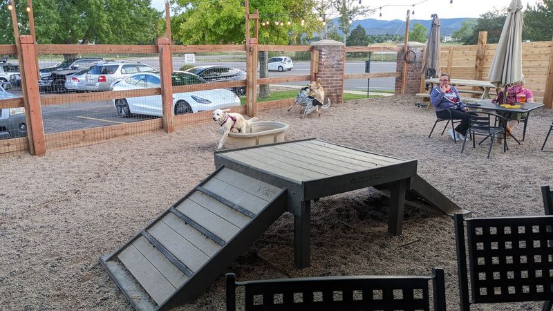 How Coal Mine Ave Brewing Company Handles Families, Couples, And Solo Visitors All At Once How Coal Mine Ave Brewing Company Handles Families, Couples, And Solo Visitors All At Once