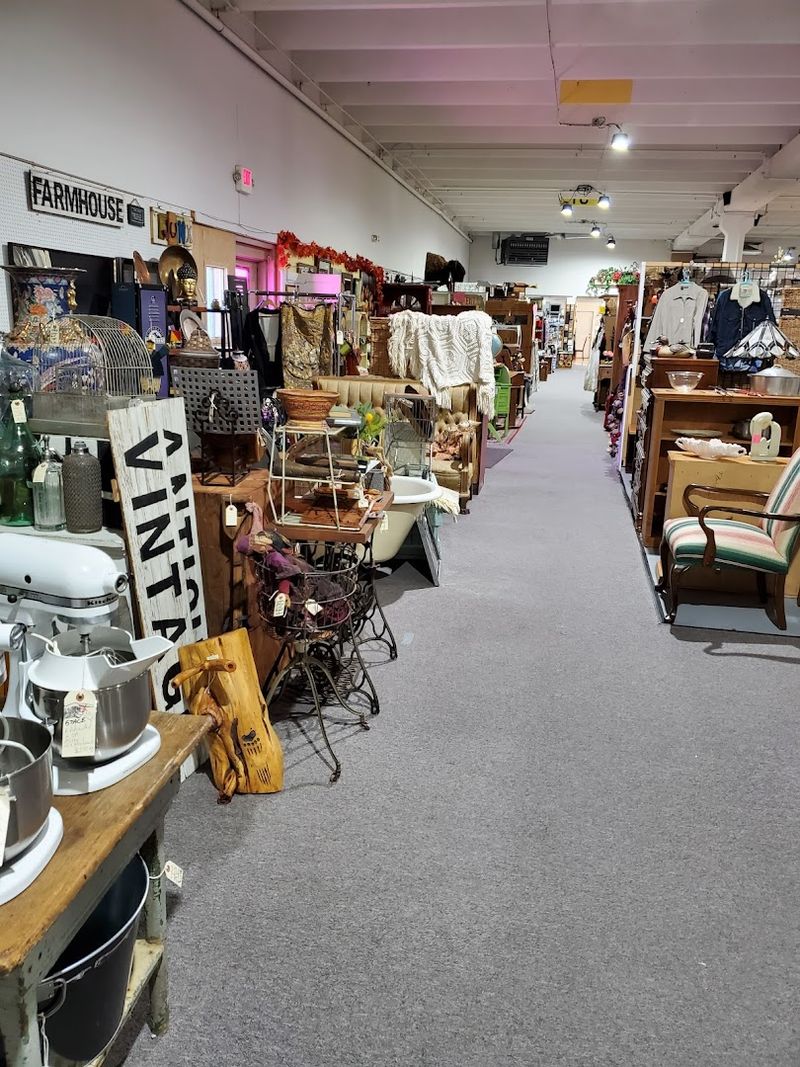 The Mid-Week Visit Strategy That Changes Everything