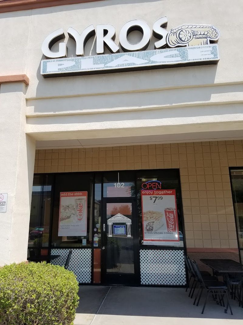 How Gyros Place Became A Local Favorite