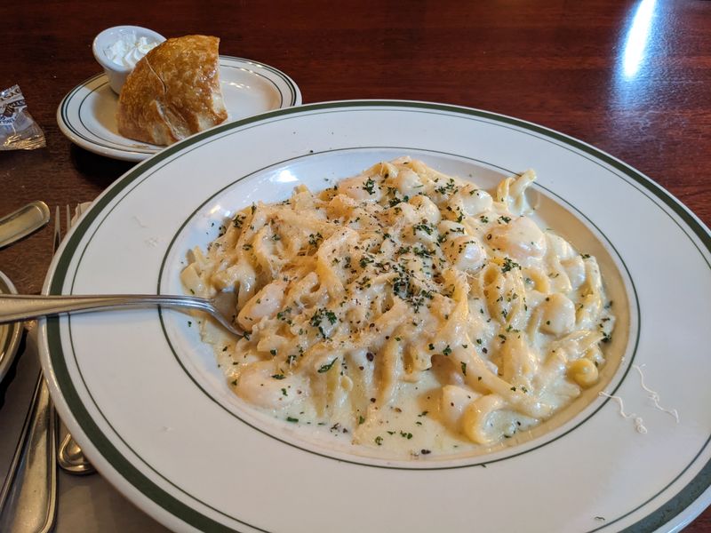 Jake’s Famous Crawfish, Portland