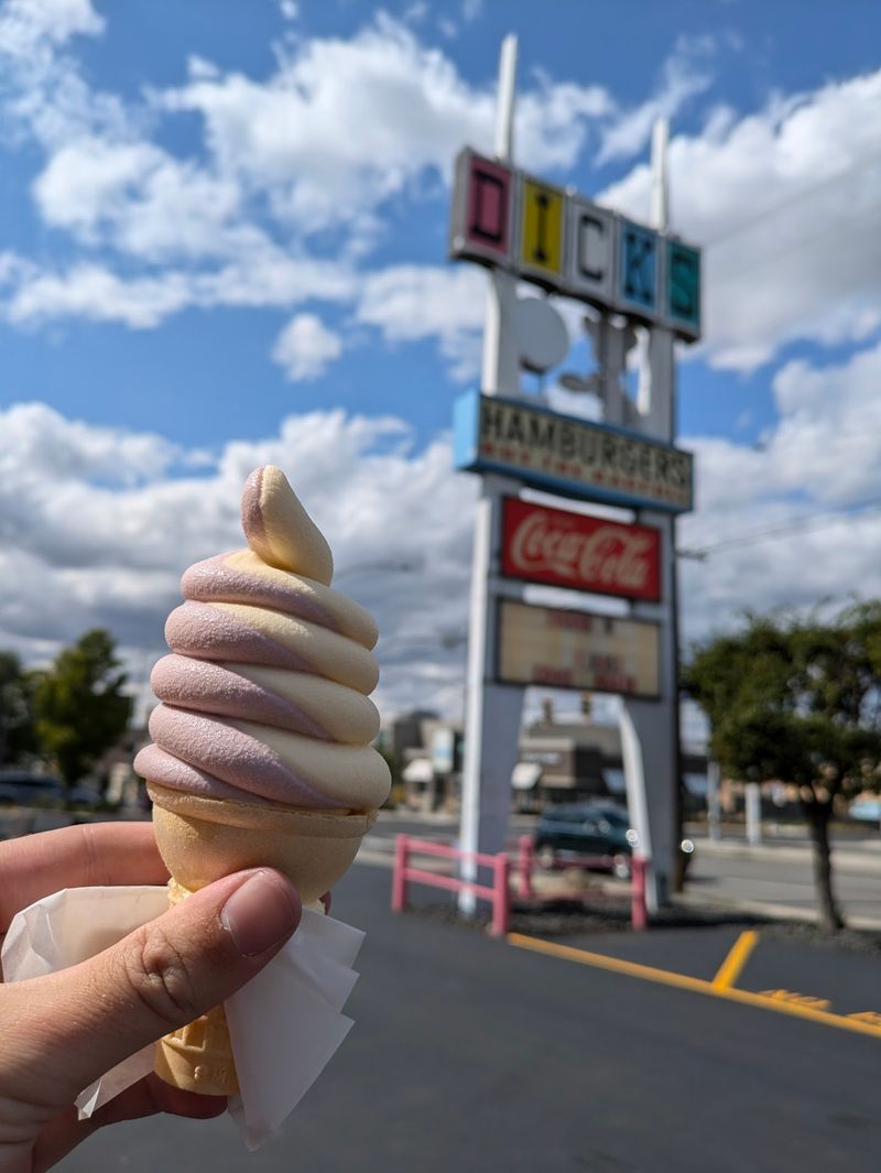 Huckleberry Treats Taste Like Eastern Washington