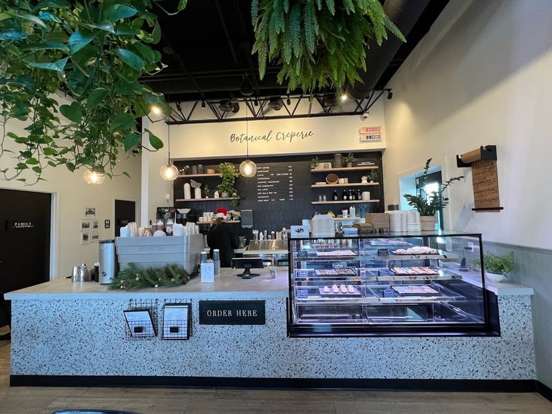 Botanical Creperie, New Holland