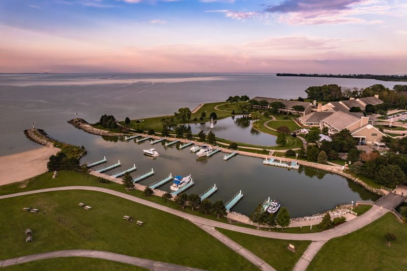 Maumee Bay Lodge and Conference Center, Oregon, Ohio