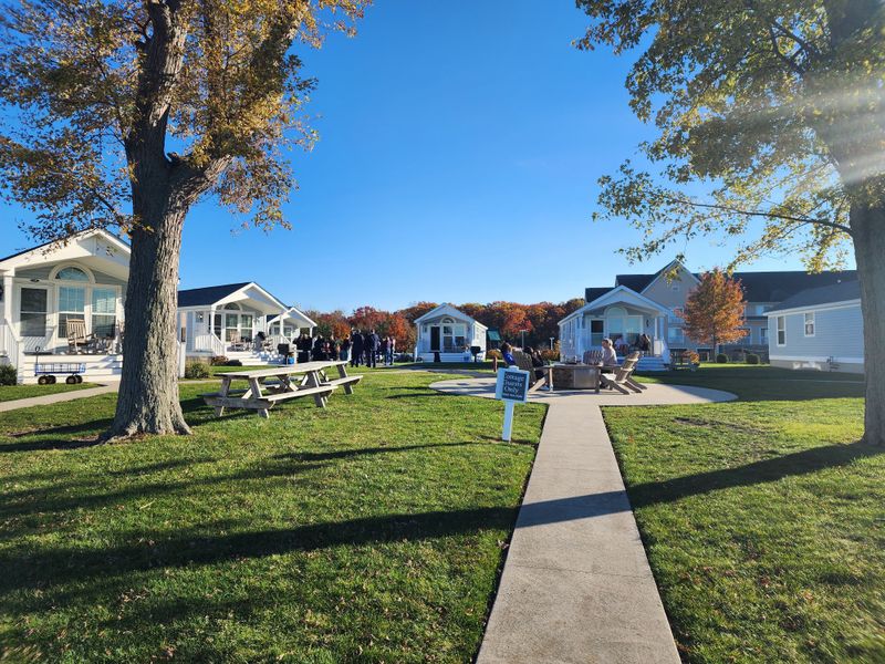 Geneva State Park / Lodge at Geneva – The Lodge at Geneva Dining Room