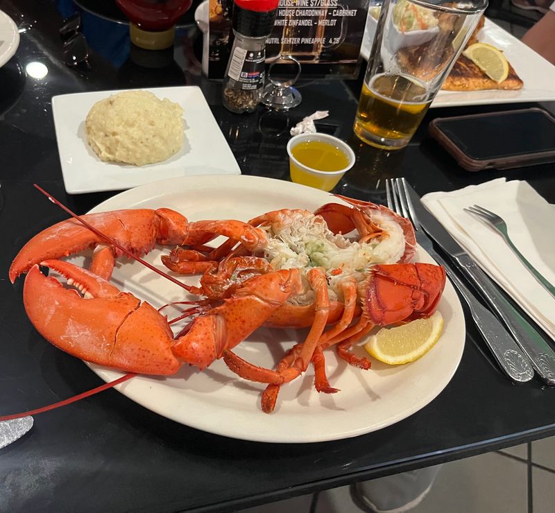 Captain Brian's Seafood Market & Restaurant – Sarasota