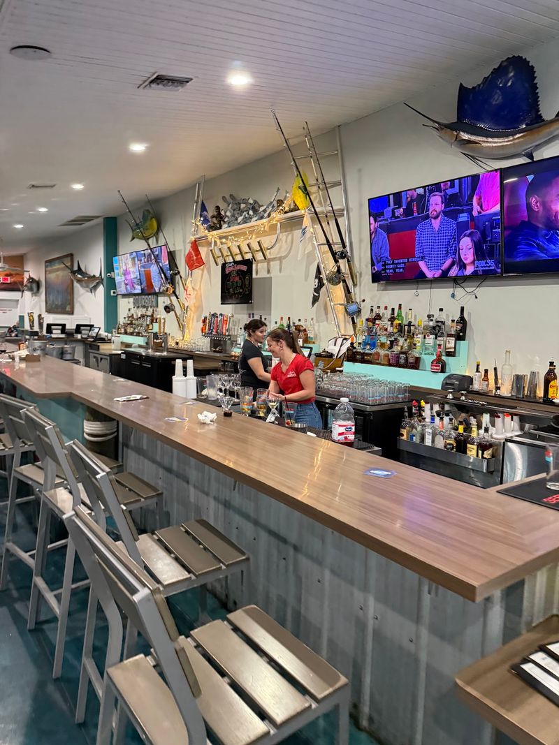 Hull's Seafood Restaurant & Market, Ormond Beach