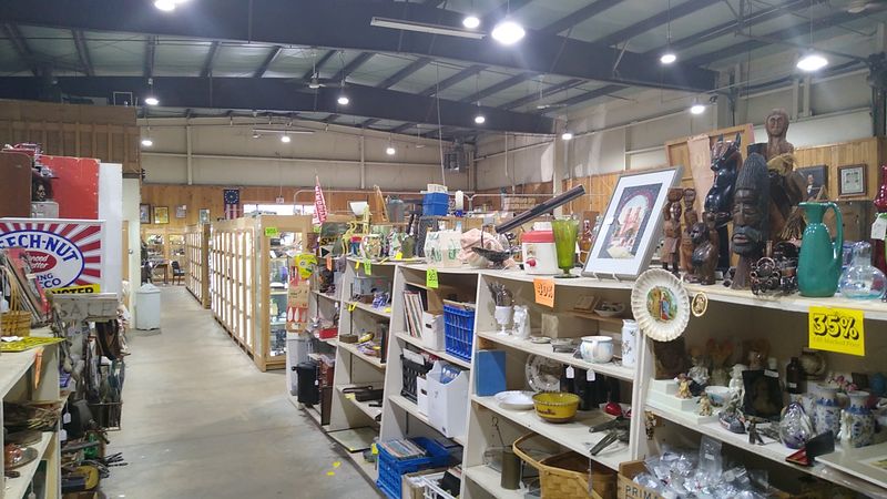 Hundreds Of Booths Turn Shopping Into A Treasure Hunt