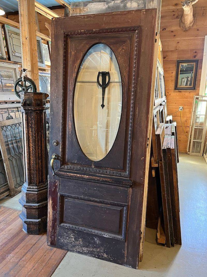 Hundreds Of Vintage Doors 