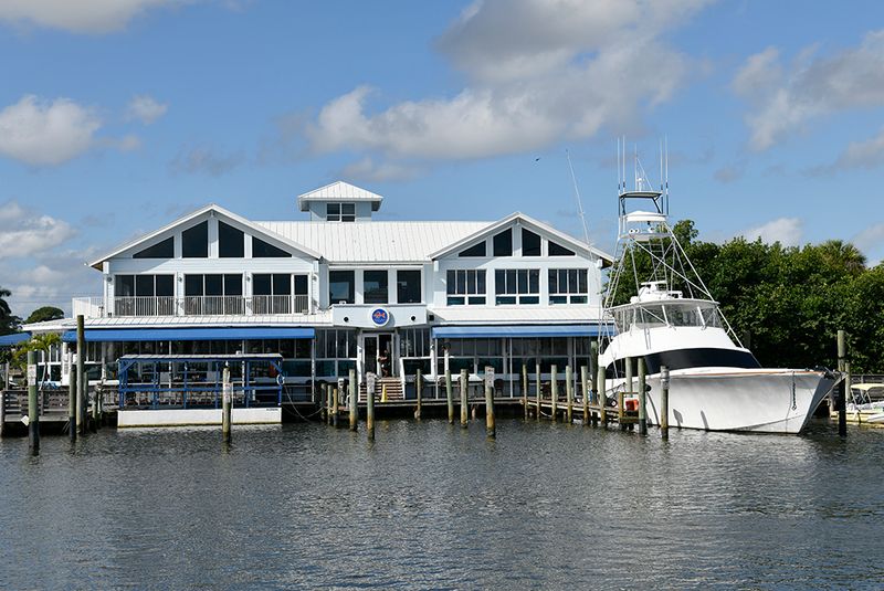 Two Georges Dockside Grille — Port Salerno