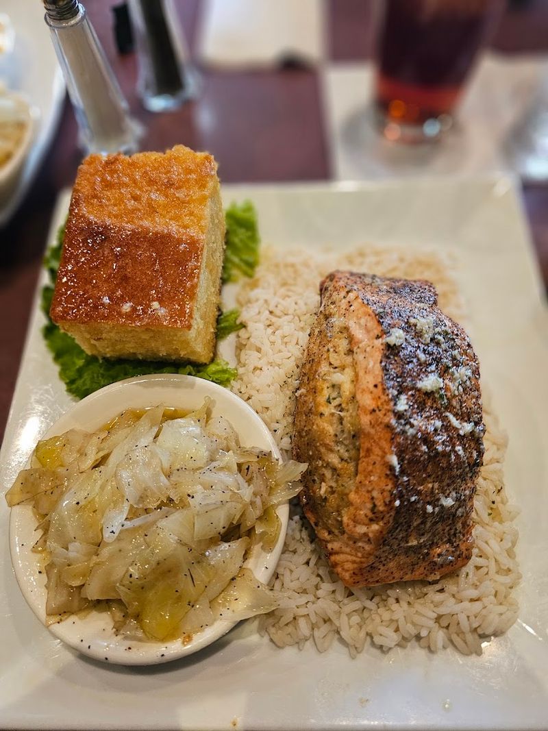 Coleslaw That Cuts Through The Richness Perfectly