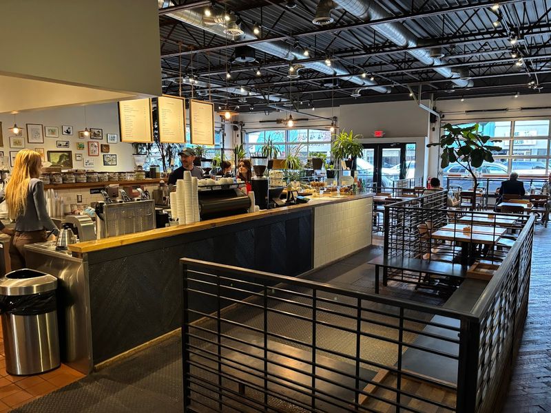 Commonwealth Cafe