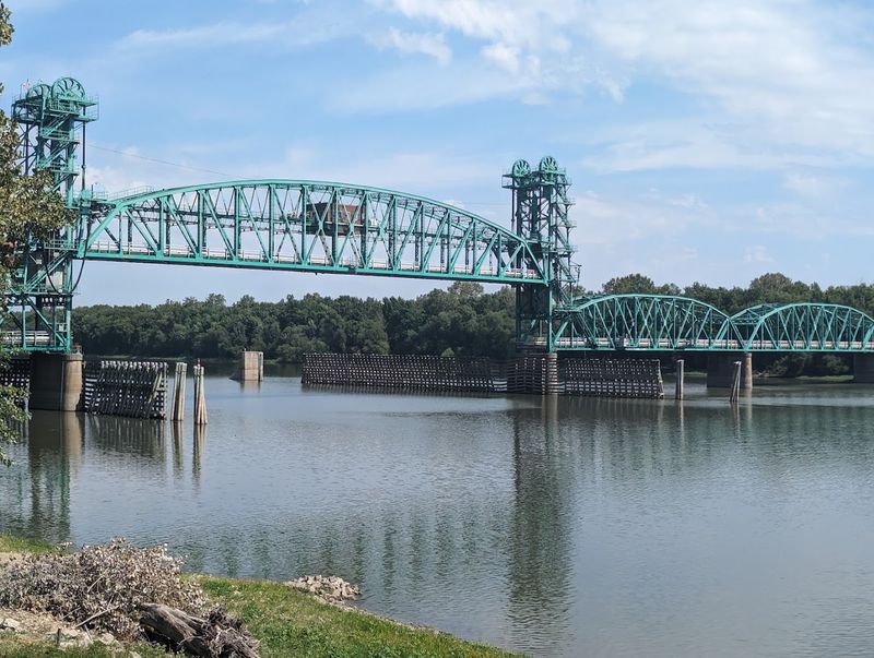 Joe Page Bridge, Hardin