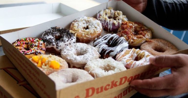 I Cruised Through Small-Town North Carolina To Taste 7 Donut Shops (And Found 2 That Blew Me Away)