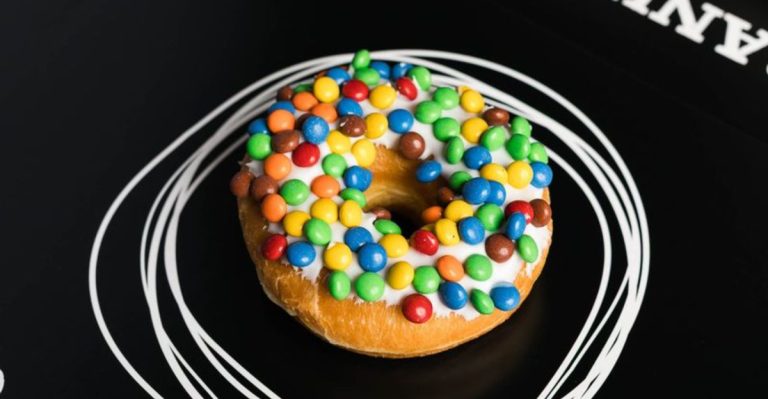 I Hit The Roads Of Small-Town Wisconsin To Try 7 Donut Shops (And Found 4 I’ll Never Forget)