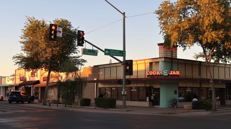 The Hours Tell You Everything About The Crowd It Serves