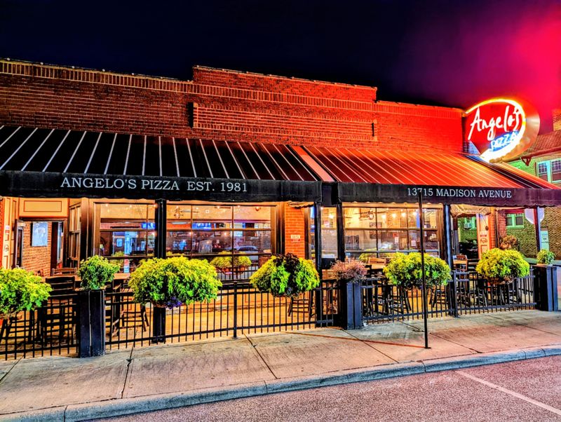 Angelo's Pizza, Lakewood