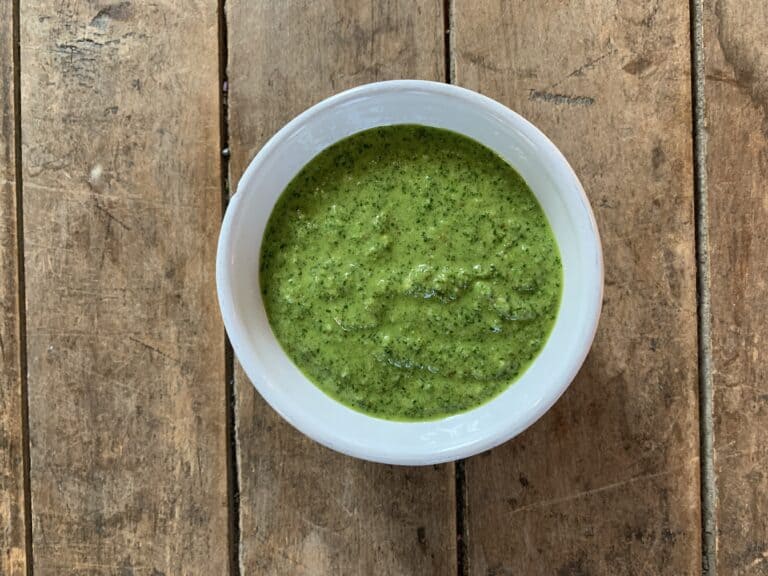 parsley walnut pesto