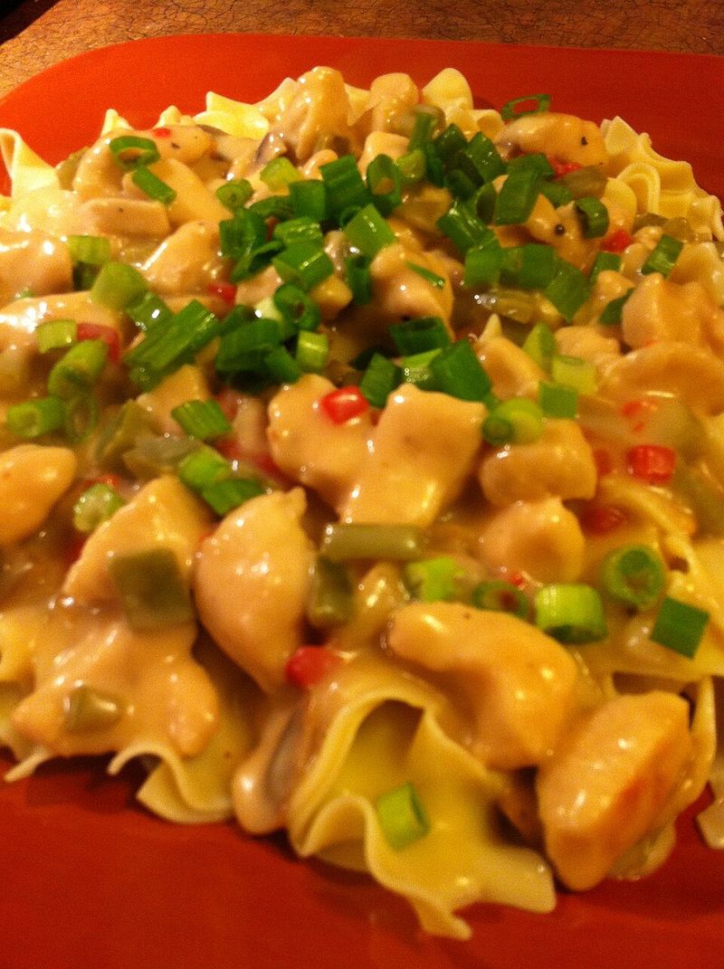 Chicken à la King in Patty Shell