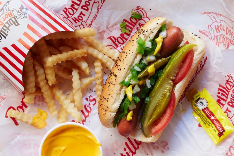 Illinois: Portillo's Hot Dogs