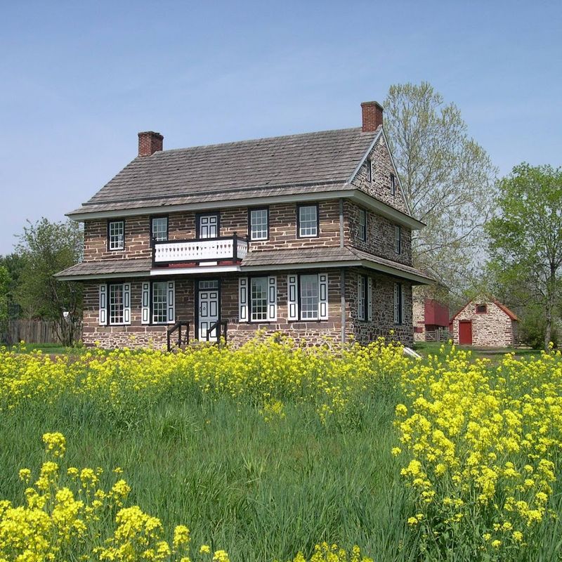 Family Ownership Spanning Generations