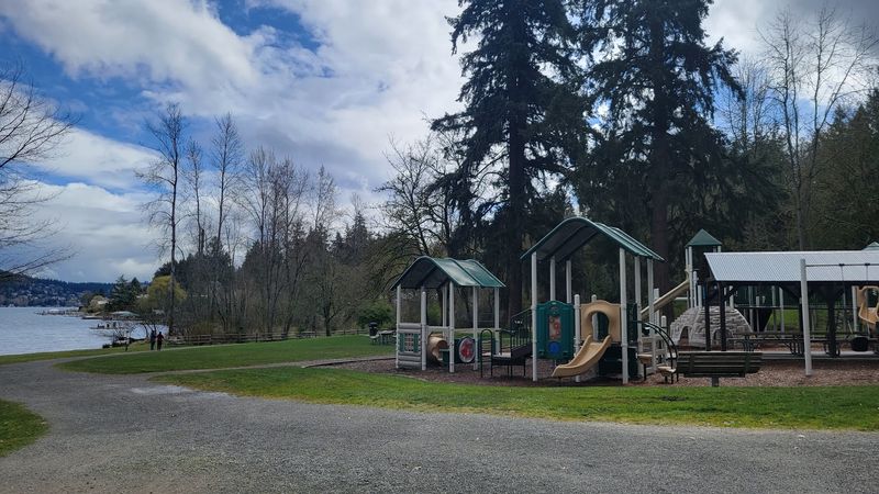 Idylwood Beach Park, Redmond, Washington
