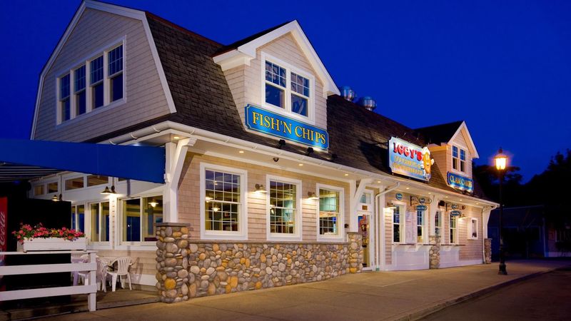 Iggy's Doughboys And Chowder House