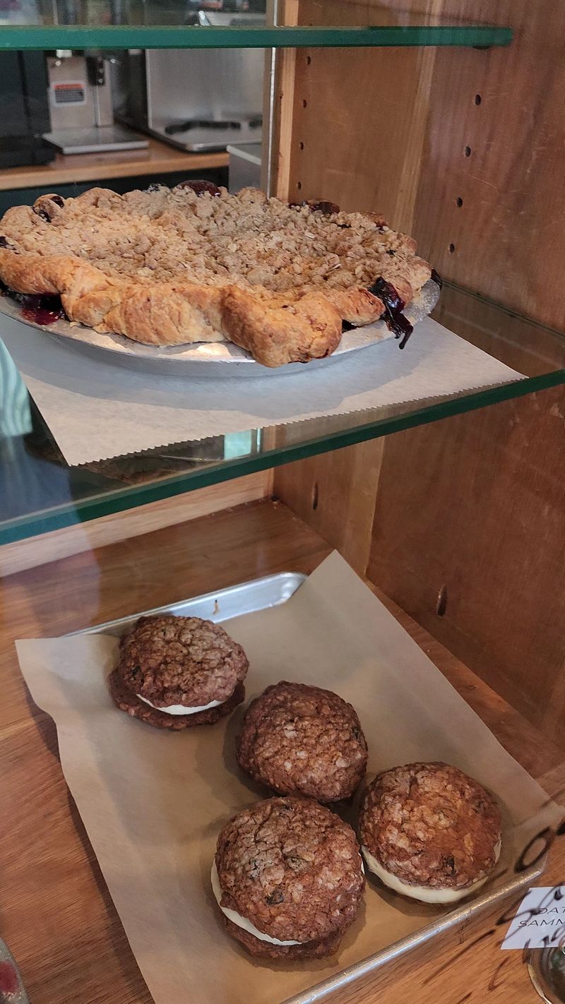 A Slice of State Pride on Every Plate